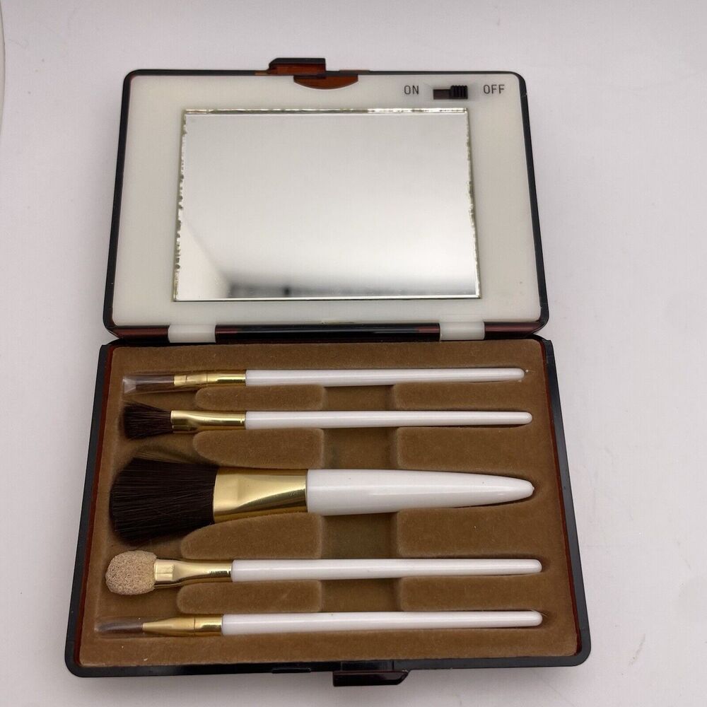 VTG Lucite Lighted Compact Mirror With Make Up Brush Set UK Design Hong Kong - Picture 1 of 5